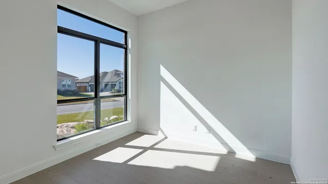 $799,900 | 200 Violet Way, Castroville, TX 78009