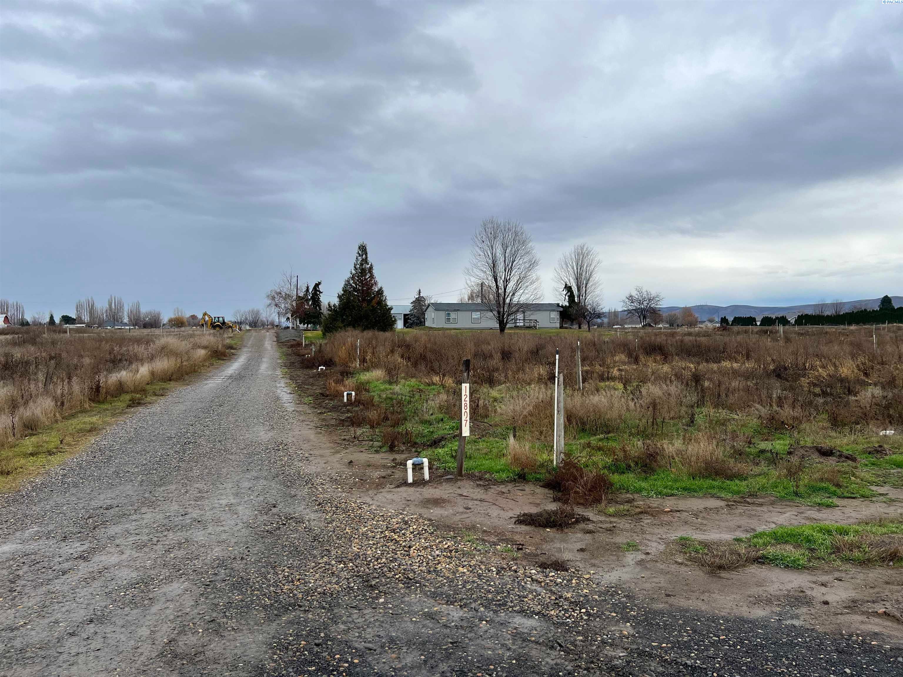12807 Hicks Road Grandview, WA 98930 - Photo 12 of 45 Gallery Image 12