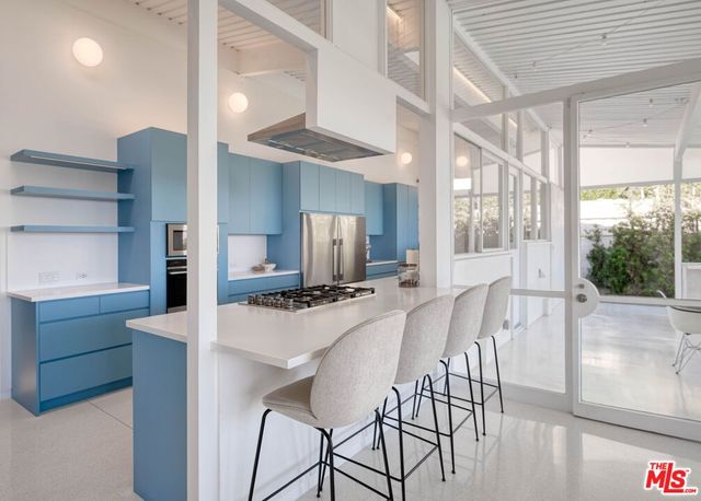 $4,295,000 | 2262 Stradella Road, Los Angeles, CA 90077