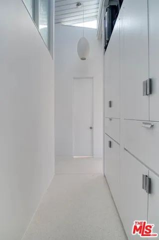 $4,295,000 | 2262 Stradella Road, Los Angeles, CA 90077