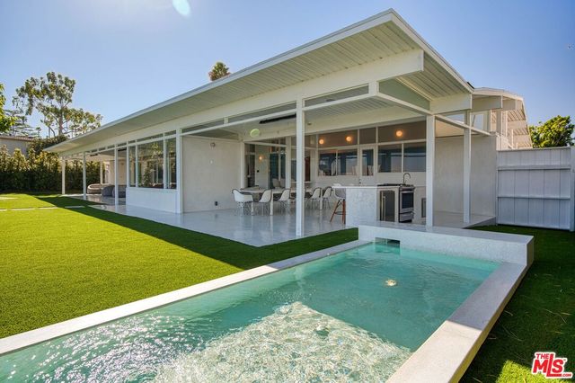 $4,295,000 | 2262 Stradella Road, Los Angeles, CA 90077