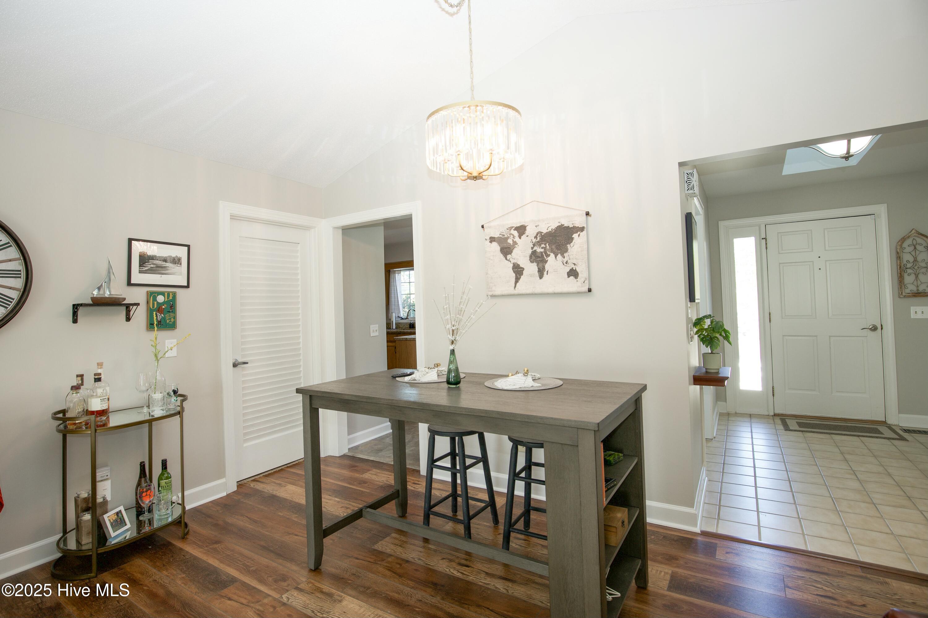 1102 Mt Washington Circle Pinehurst, NC 28374 - Photo 10 of 48 dining area