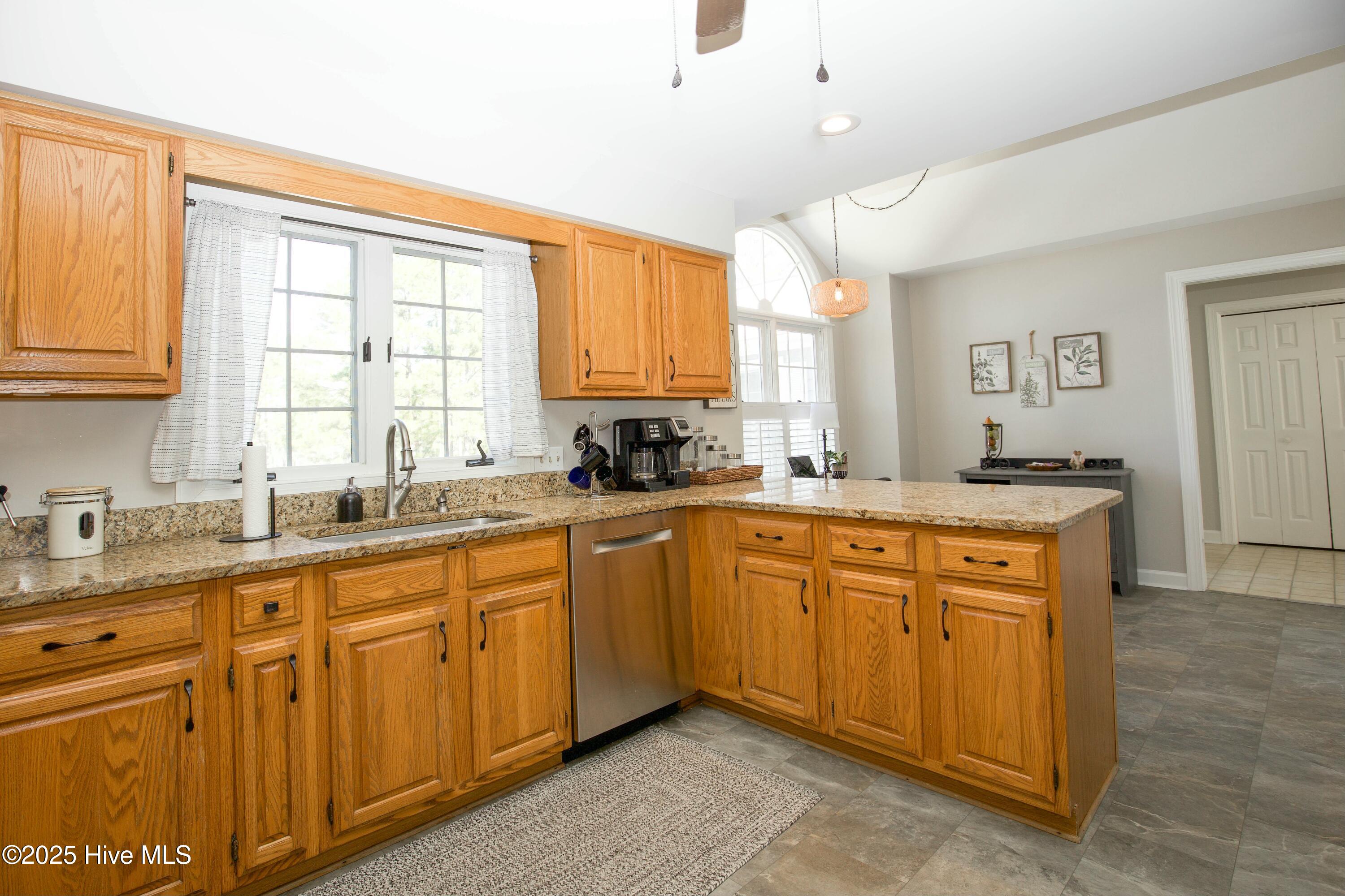 1102 Mt Washington Circle Pinehurst, NC 28374 - Photo 20 of 48 tempImageiiVOYY