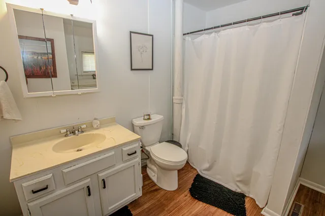 $144,900 | 204 West 2nd Street, Starbuck, MN 56381