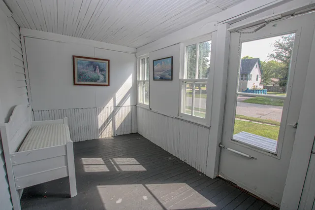 $144,900 | 204 West 2nd Street, Starbuck, MN 56381