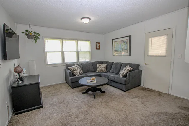 $144,900 | 204 West 2nd Street, Starbuck, MN 56381