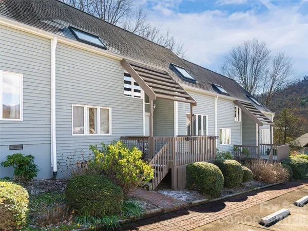 $395,000 | 2 F Lynx Drive, Black Mountain, NC 28711