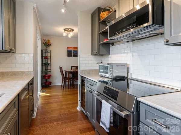 $395,000 | 2 F Lynx Drive, Black Mountain, NC 28711