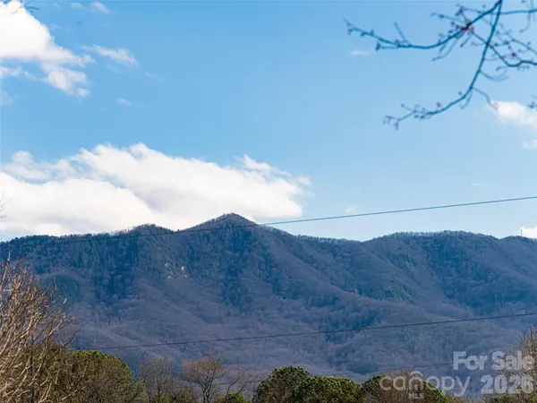 $395,000 | 2 F Lynx Drive, Black Mountain, NC 28711