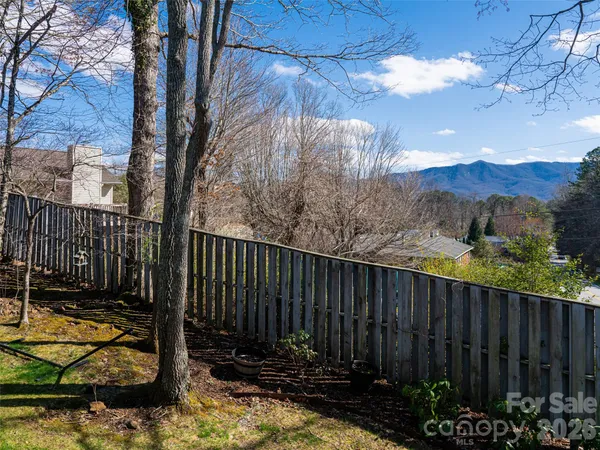 $395,000 | 2 F Lynx Drive, Black Mountain, NC 28711