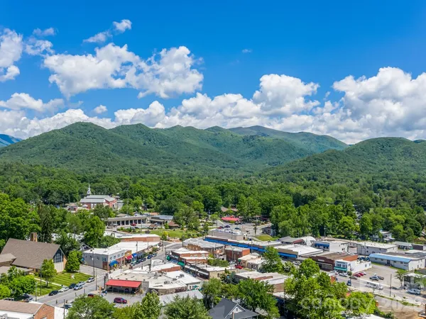$395,000 | 2 F Lynx Drive, Black Mountain, NC 28711