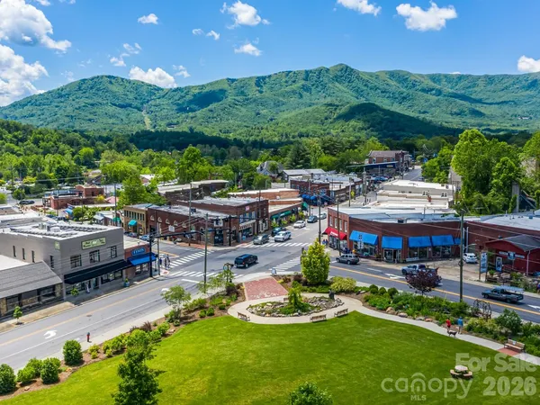 $395,000 | 2 F Lynx Drive, Black Mountain, NC 28711