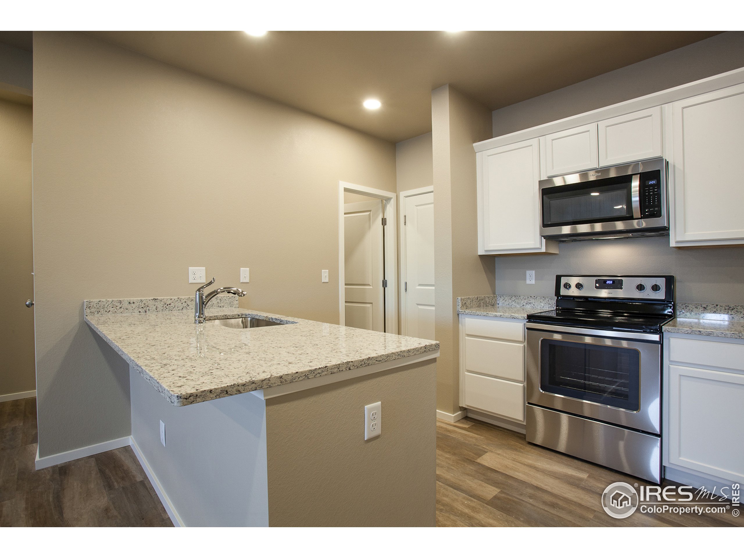 6607 4th St Road, Unit 3 Greeley, CO 80634 - Photo 3 of 28 Gallery Image 3