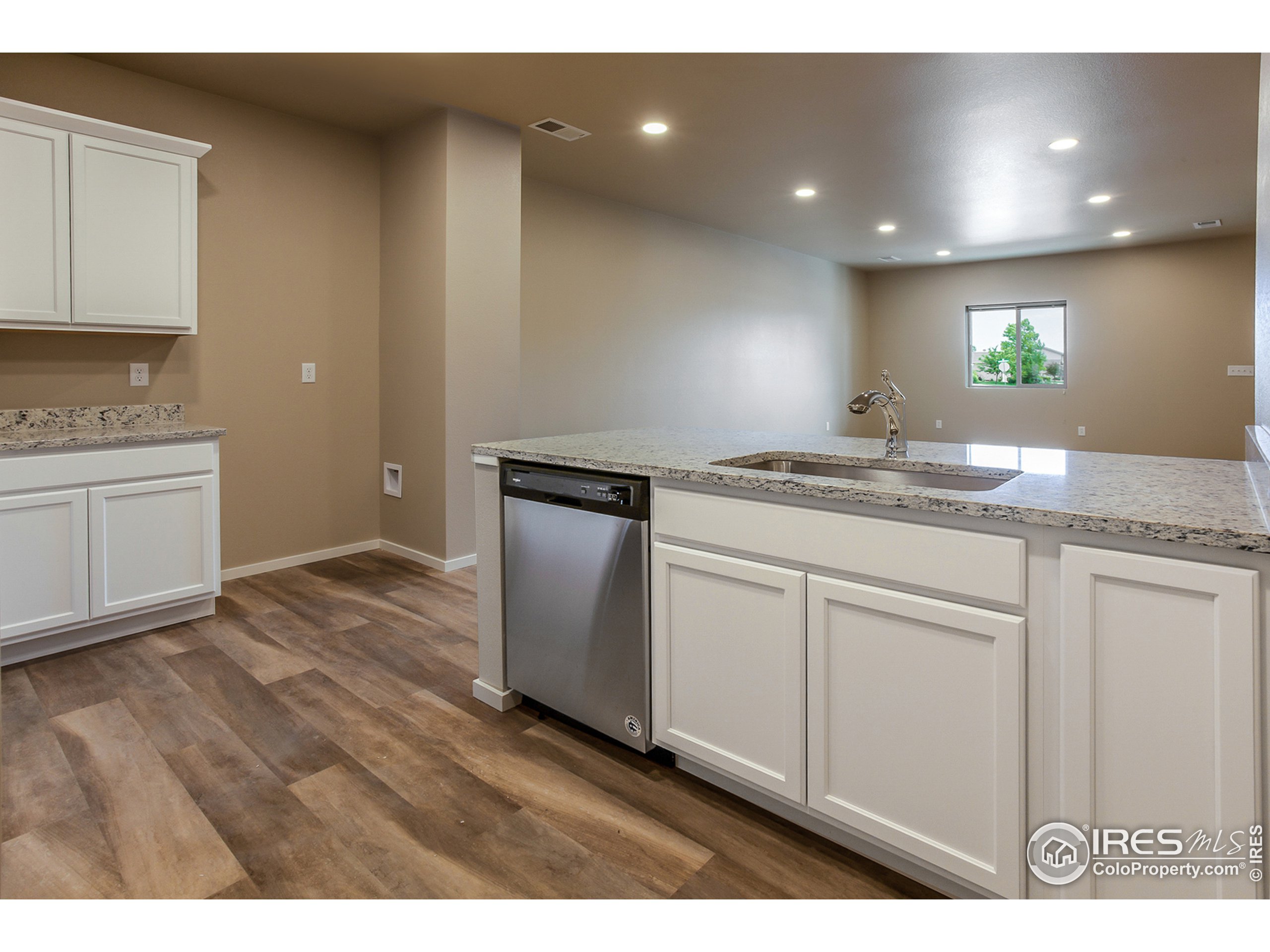 6607 4th St Road, Unit 3 Greeley, CO 80634 - Photo 7 of 28 Gallery Image 7