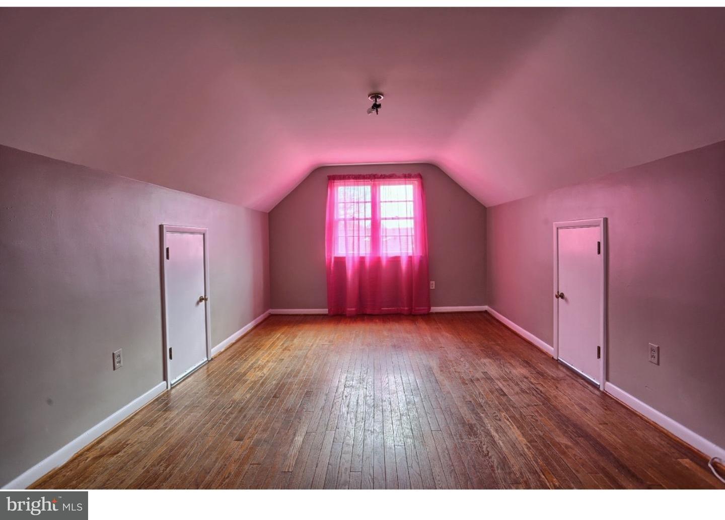 2015 Lorraine Road Reading, PA 19604 - Photo 15 of 20 Gallery Image 15