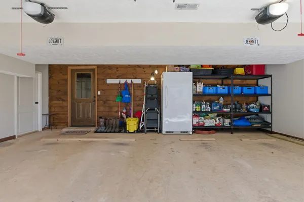 $1,350,000 | 1118 Carrollville Landing Road, Clifton, TN 38425