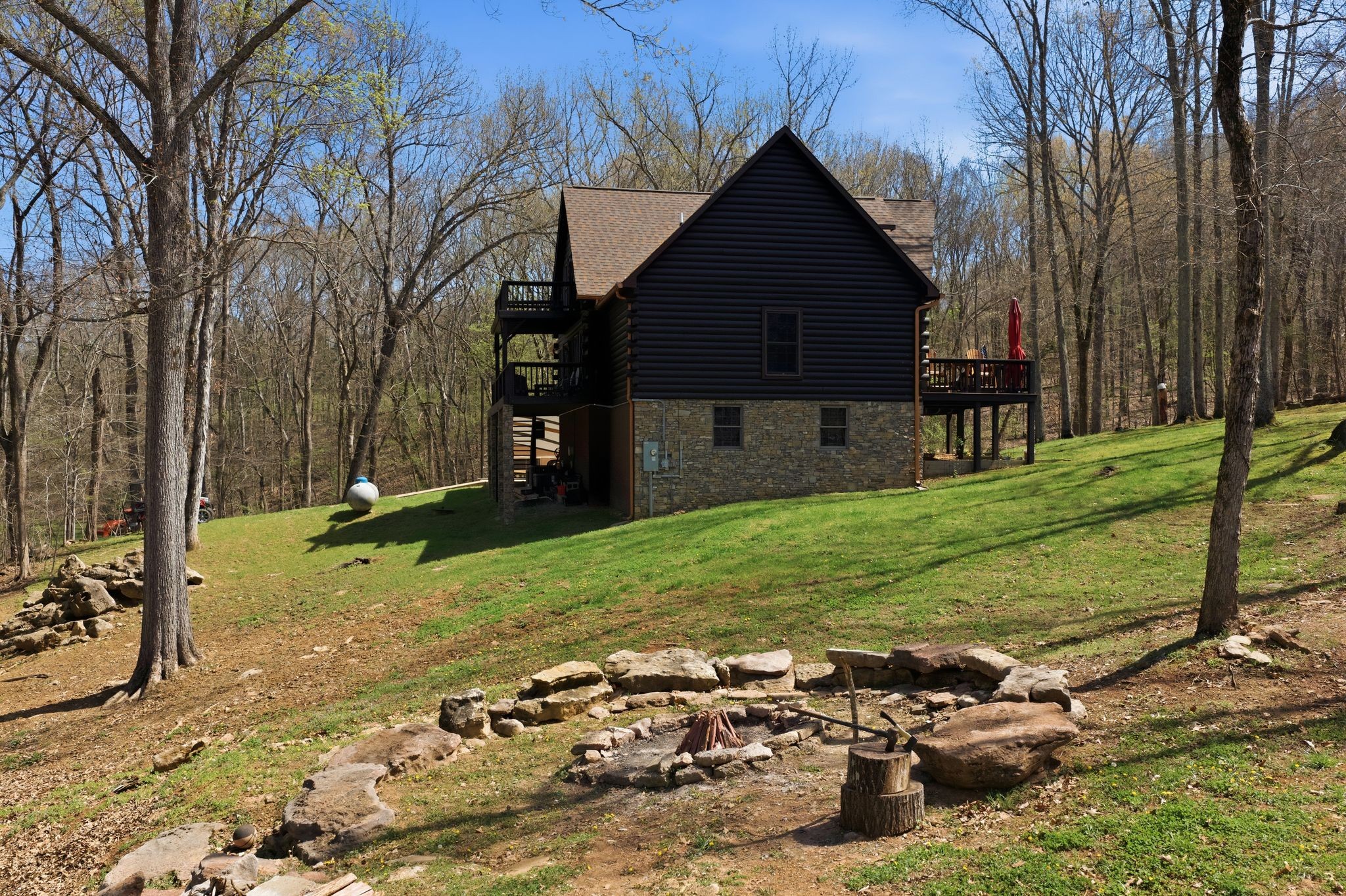 1118 Carrollville Landing Road Clifton, TN 38425 - Photo 59 of 92 a view of a house with a yard