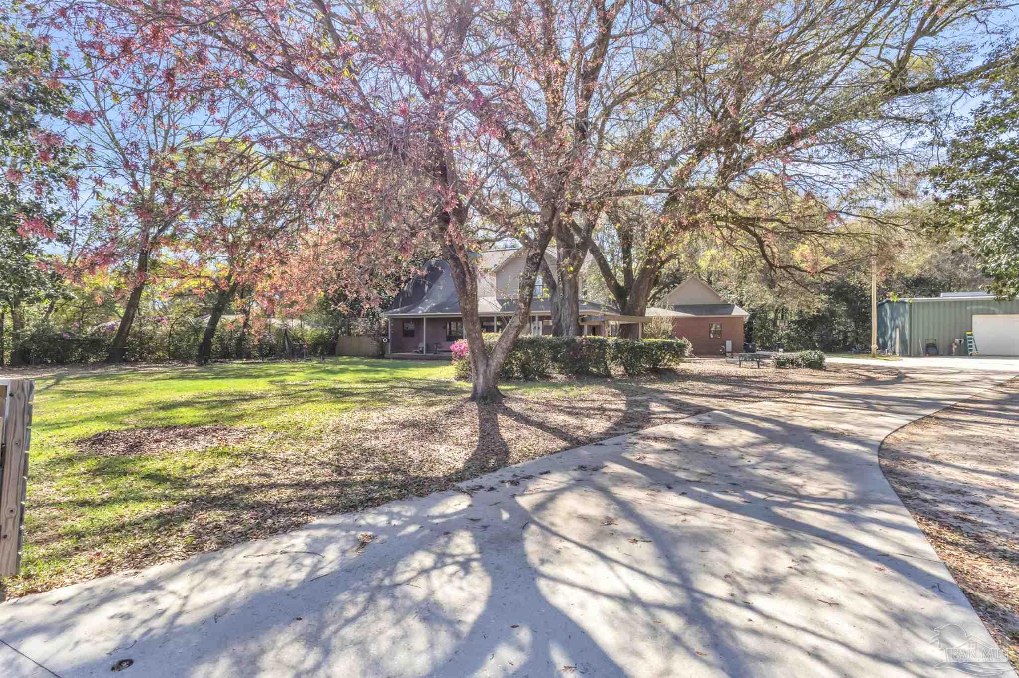 5045 Serry Lane Pace, FL 32571 - Photo 2 of 48