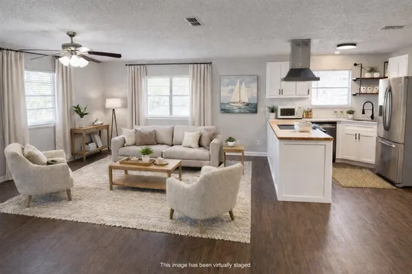 $235,000 | 708 Meadowlark Circle, Crowley, TX 76036