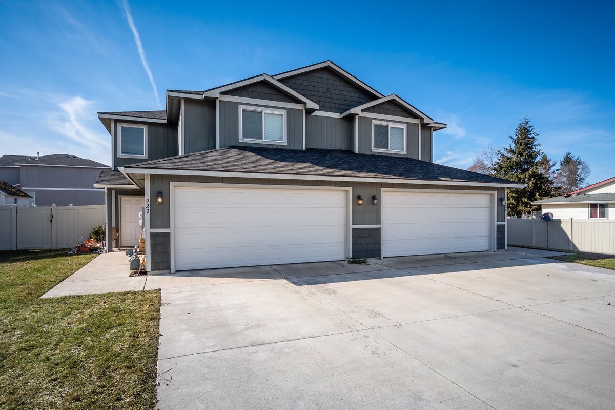 920 South Evergreen Road, Unit 922 Spokane Valley, WA 99216 - Photo 1 of 28