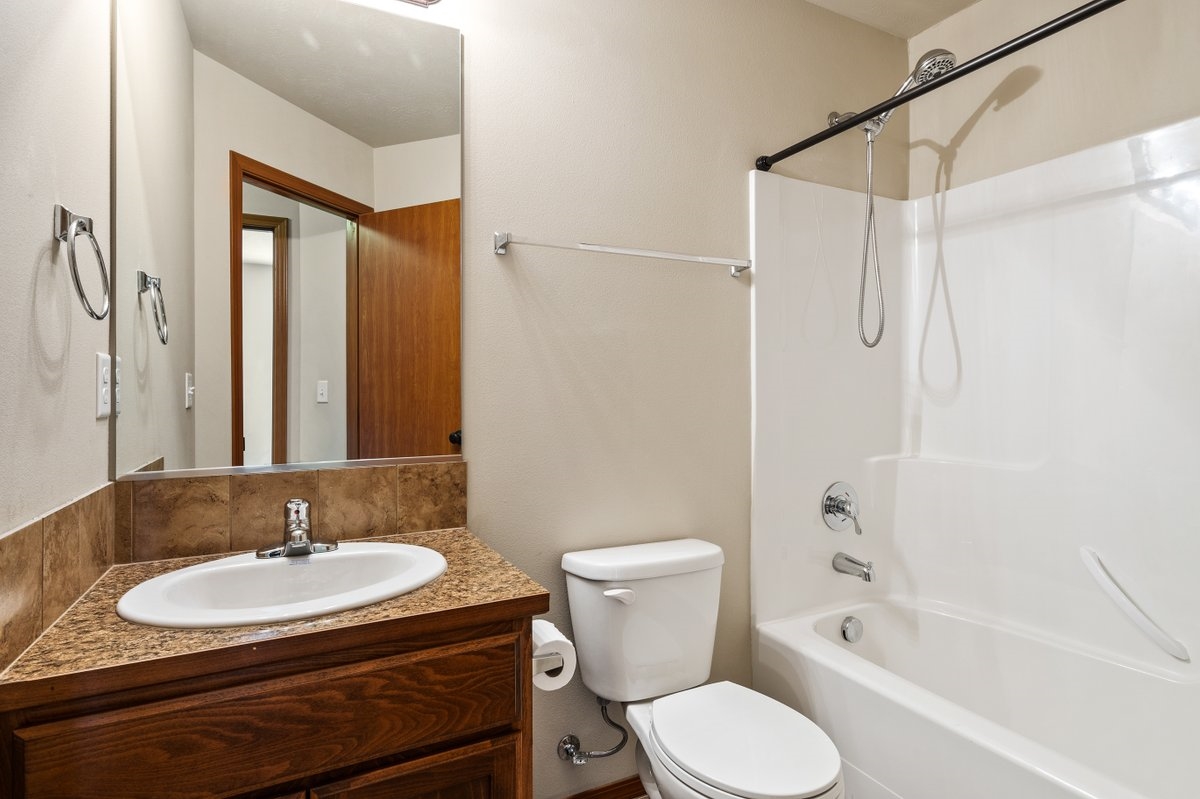 920 South Evergreen Road, Unit 922 Spokane Valley, WA 99216 - Photo 20 of 28