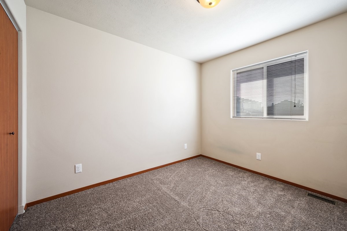 920 South Evergreen Road, Unit 922 Spokane Valley, WA 99216 - Photo 21 of 28