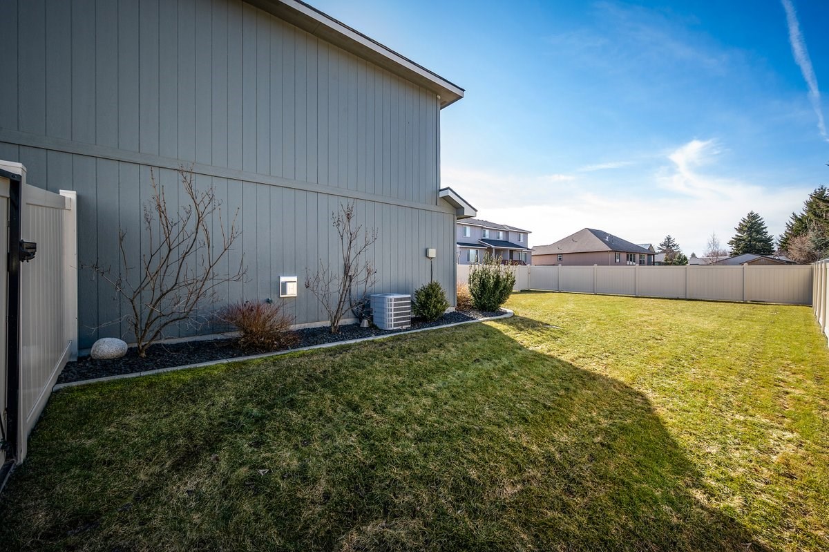920 South Evergreen Road, Unit 922 Spokane Valley, WA 99216 - Photo 23 of 28
