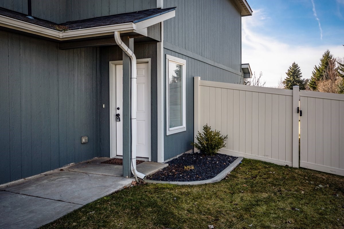 920 South Evergreen Road, Unit 922 Spokane Valley, WA 99216 - Photo 4 of 28