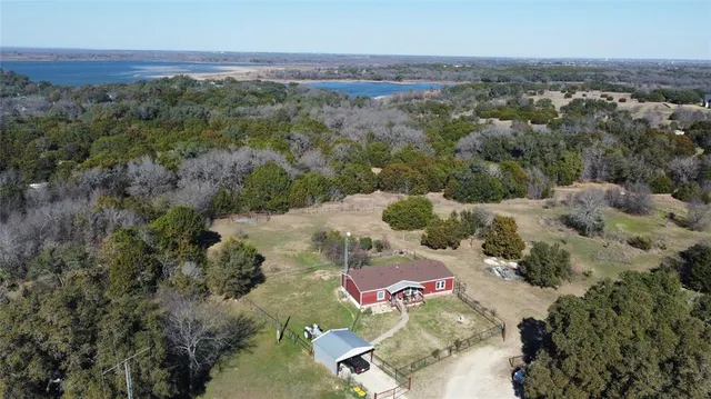 $249,999 | 119 Tall Timber Loop, Whitney, TX 76692
