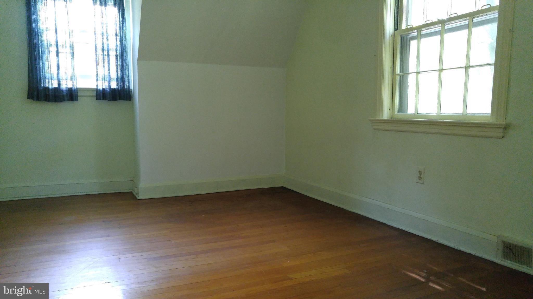 107 Edgevale Road Baltimore, MD 21210 - Photo 14 of 26 Bedroom