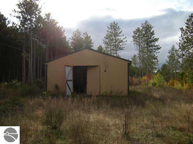 7076 Shippy Road Fife Lake, MI 49633 - Photo 4 of 8 1697904-3.JPG