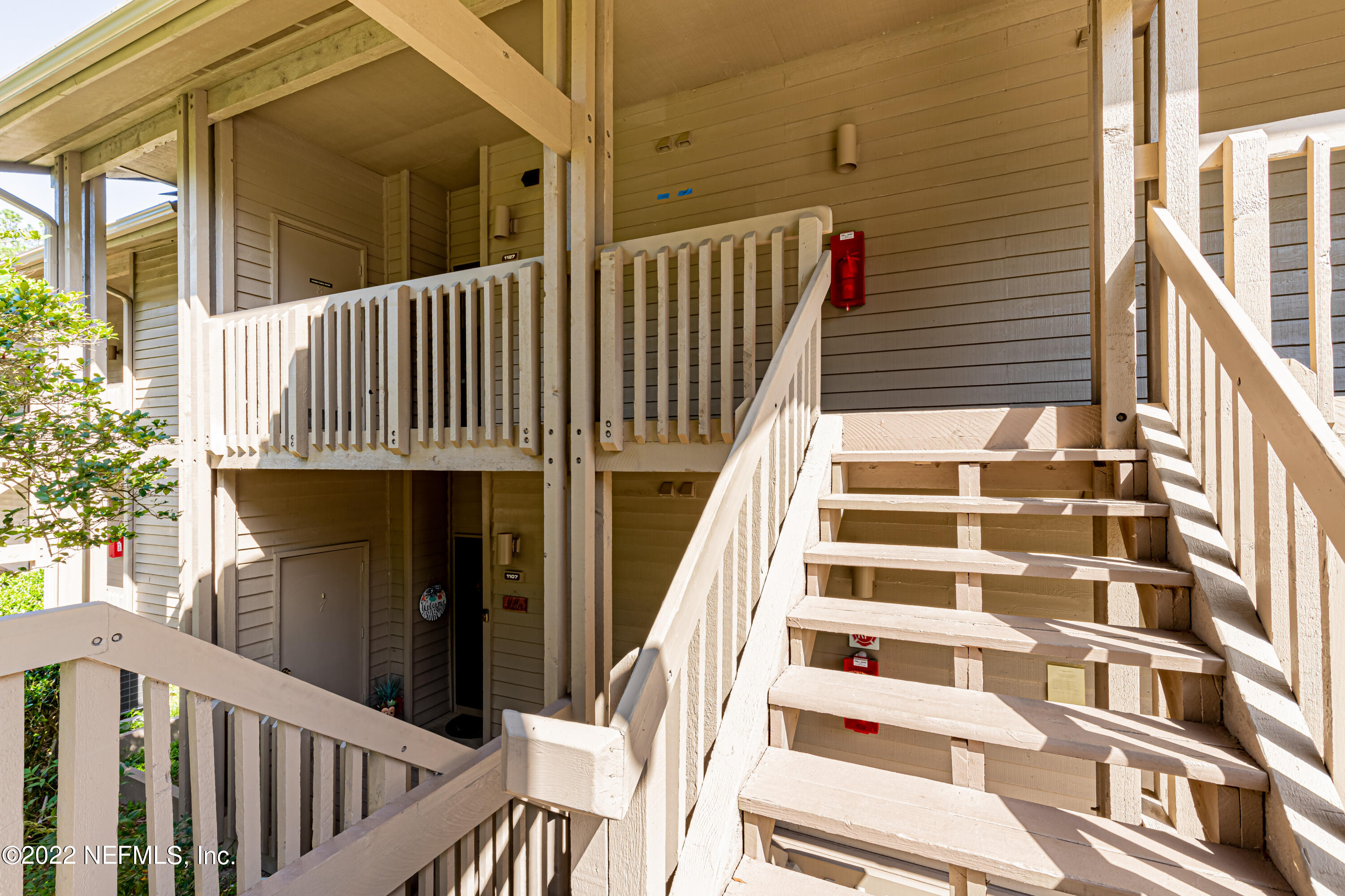2910 Ravines Road, Unit 1127 Middleburg, FL 32068 - Photo 5 of 37 5 Front Porch
