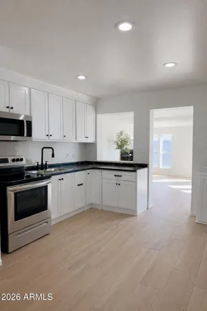 $2,500 | 1209 West 5th Street, Tempe, AZ 85281