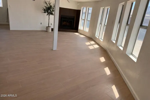 $2,500 | 1209 West 5th Street, Tempe, AZ 85281