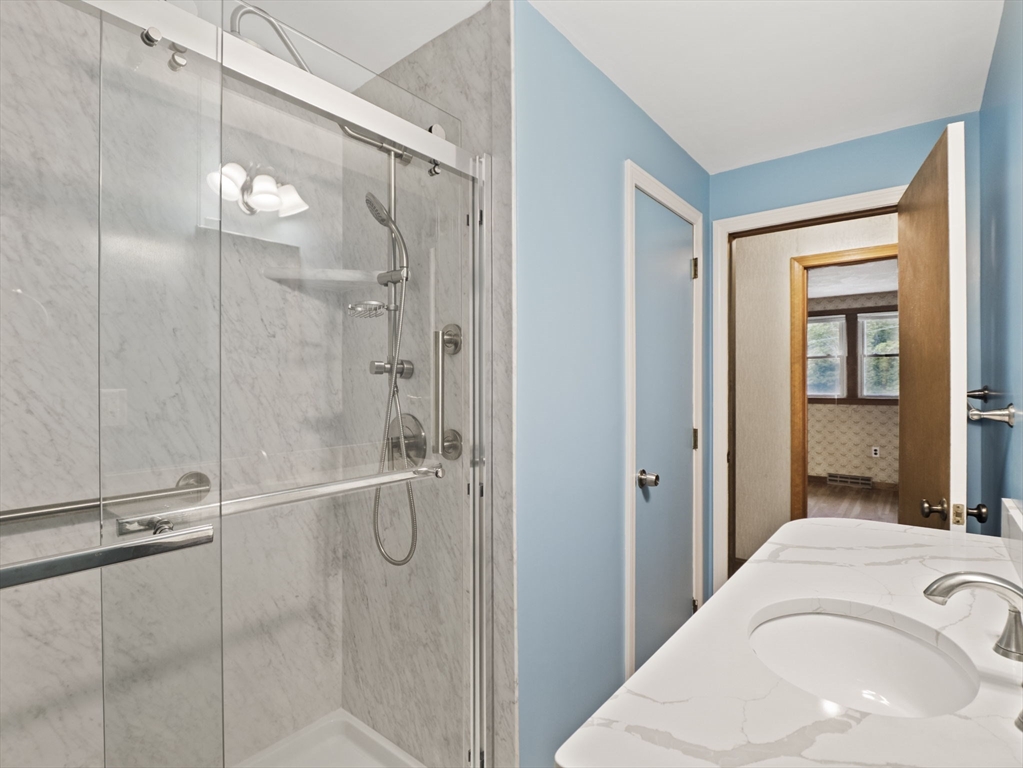 12 Pinetree Road Billerica, MA 01821 - Photo 15 of 37 Gallery Image 15