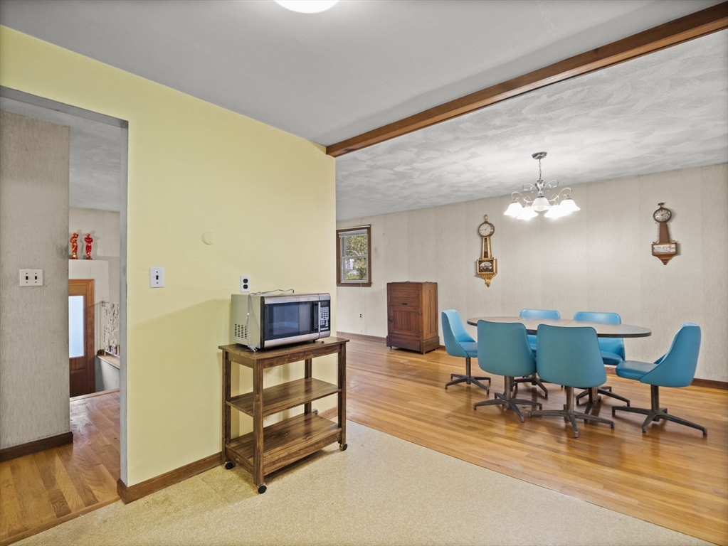 12 Pinetree Road Billerica, MA 01821 - Photo 10 of 37 Gallery Image 10