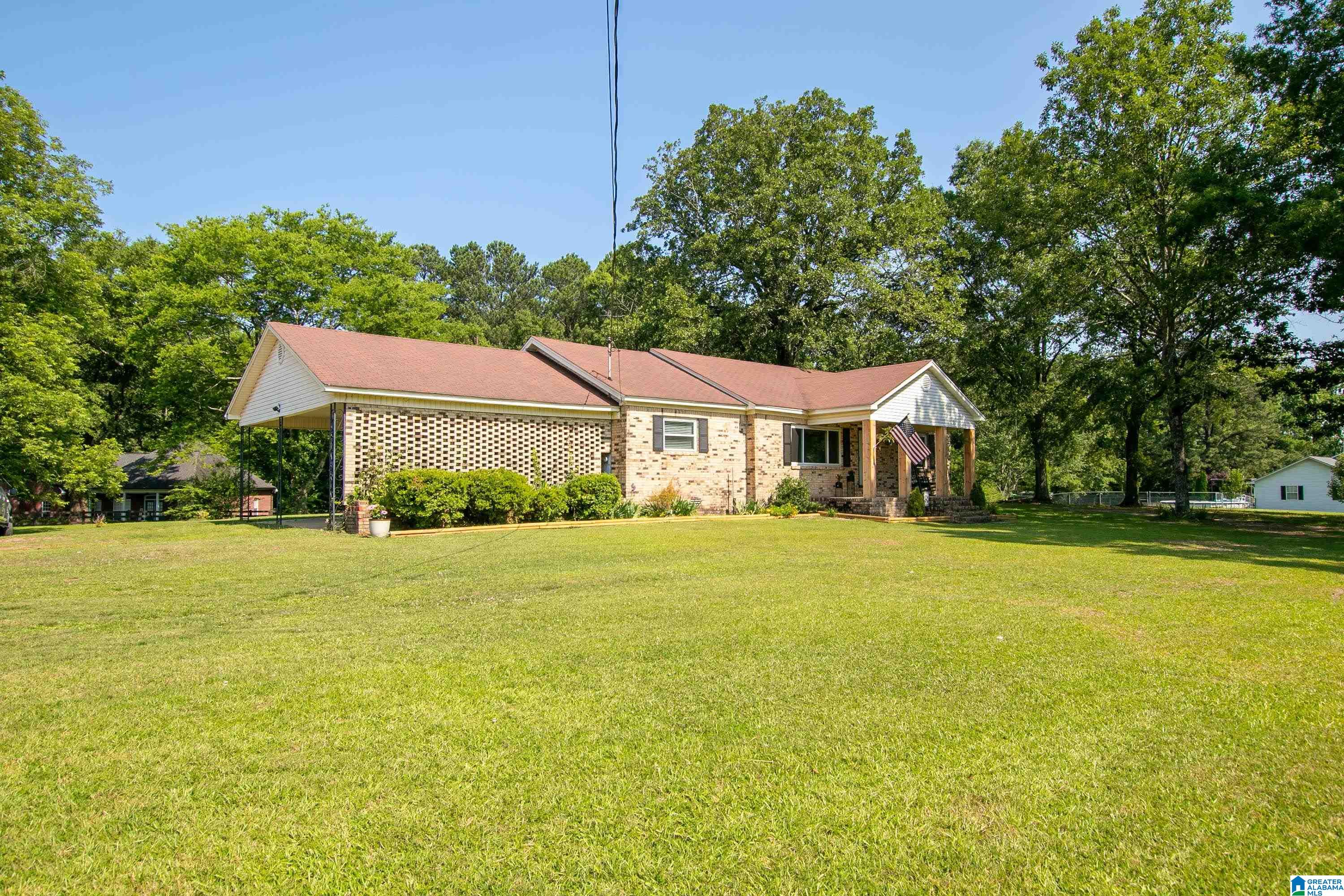 9730 Corner School Road Warrior, AL 35180 - Photo 4 of 38 Gallery Image 4