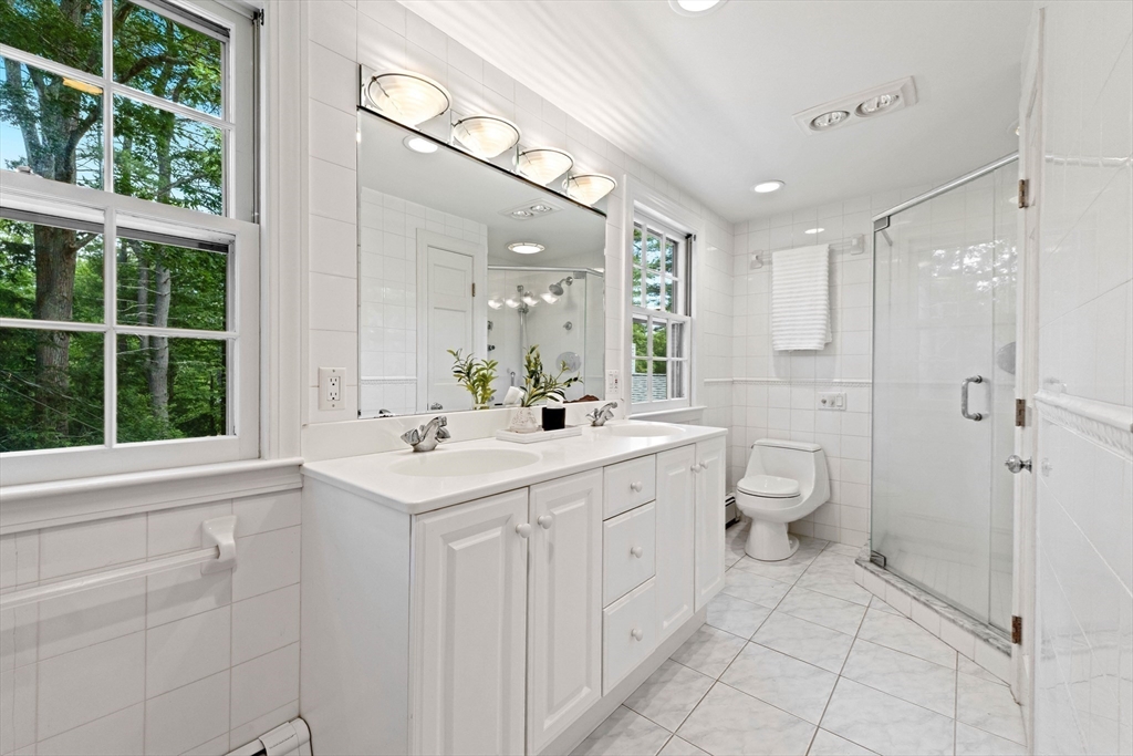 18 Isaac Davis Road Concord, MA 01742 - Photo 23 of 42