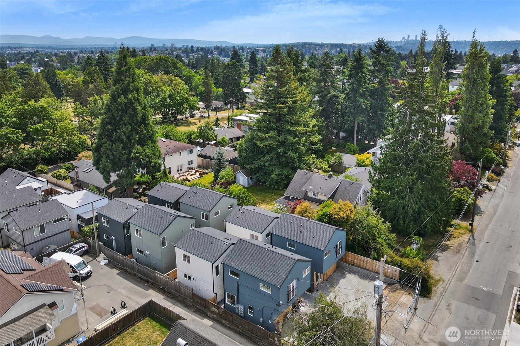 8738 13th Avenue Northwest Seattle, WA 98117 - Photo 19 of 27