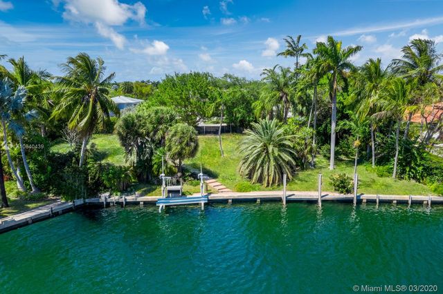 $5,100,000 | 620 Reinante Avenue, Coral Gables, FL 33156