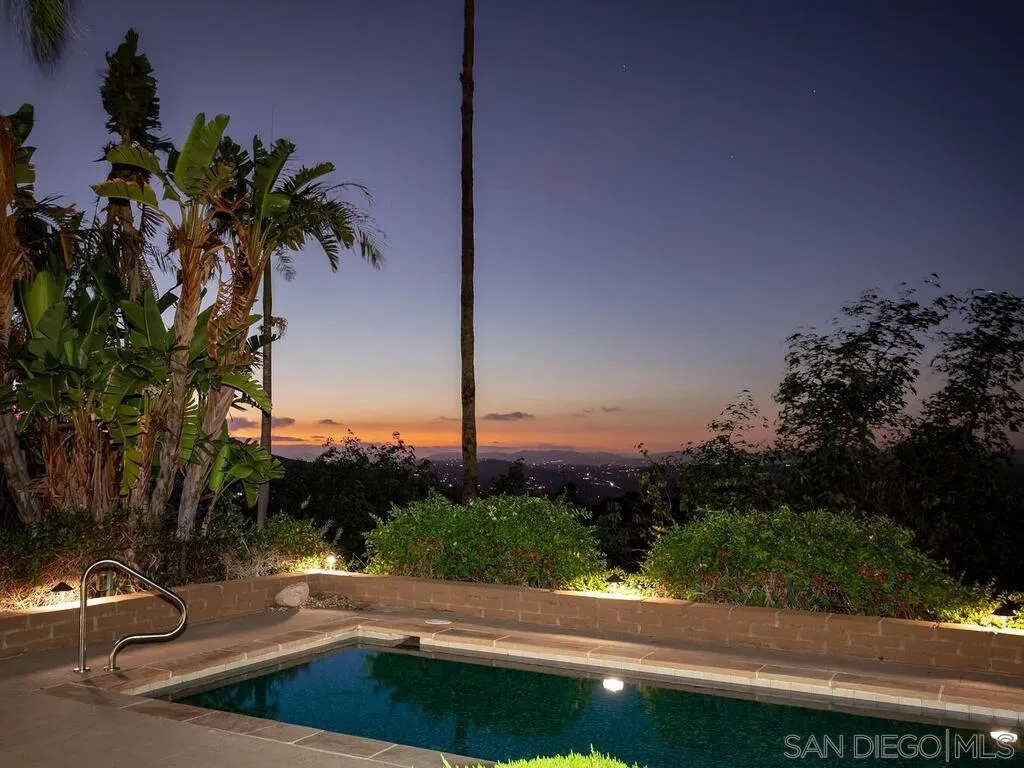 15465 Highland Valley Road Escondido, CA 92025 - Photo 10 of 40 Gallery Image 10