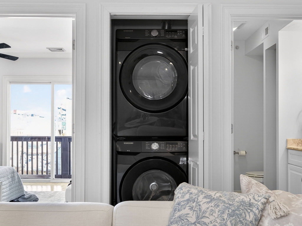 204 Marion Street, Unit 5 Boston, MA 02128 - Photo 19 of 39