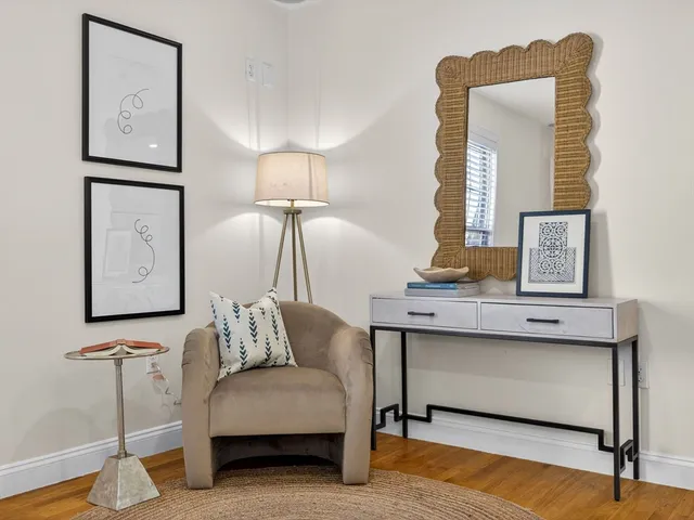 $629,000 | 204 Marion Street, Unit 5, Boston, MA 02128