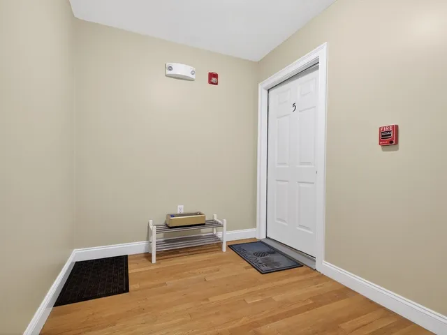 $629,000 | 204 Marion Street, Unit 5, Boston, MA 02128