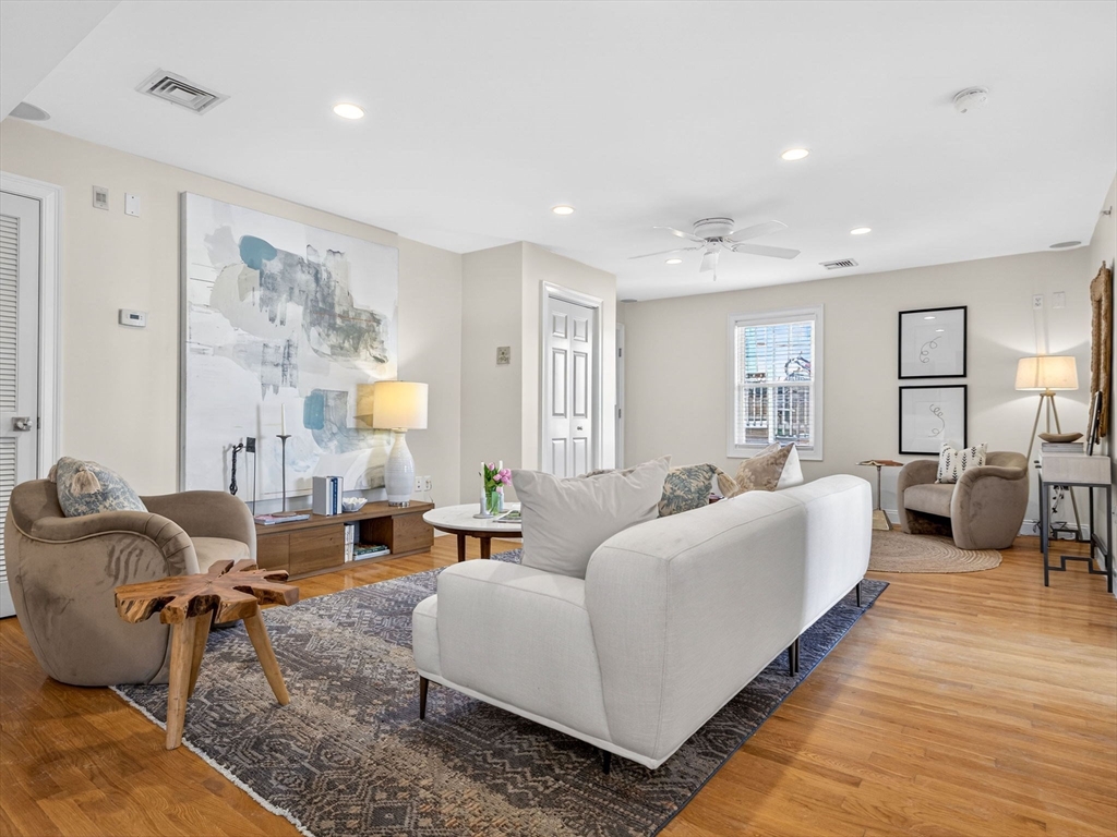 204 Marion Street, Unit 5 Boston, MA 02128 - Photo 5 of 39