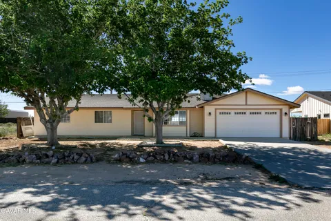 $249,999 | 10416 Peach Avenue, California City, CA 93505