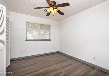 $249,999 | 10416 Peach Avenue, California City, CA 93505