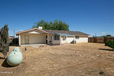 $249,999 | 10416 Peach Avenue, California City, CA 93505