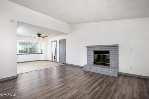 $249,999 | 10416 Peach Avenue, California City, CA 93505