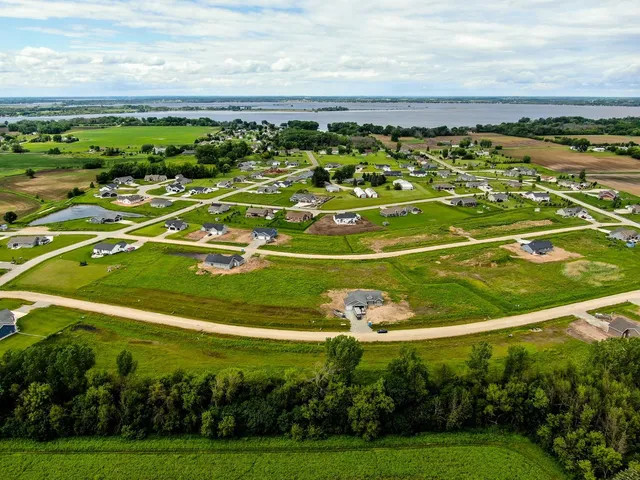 $85,355 | Cornhusk Lane, Unit 62, Omro, WI 54963